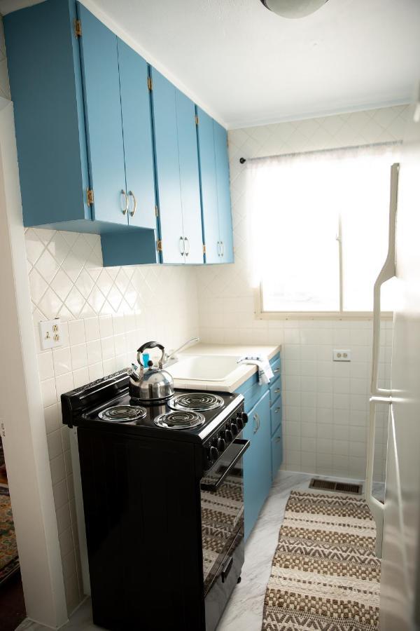 Charming French Studio Apartment Ларами Экстерьер фото